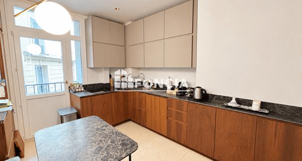 Location Appartement meublé 5 pièces 119.4 m² - Paris 75016