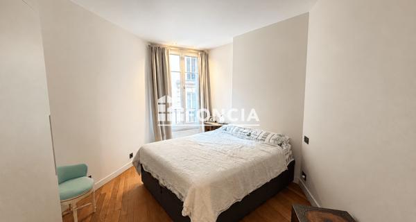Location Appartement meublé 5 pièces 119.4 m² - Paris 75016