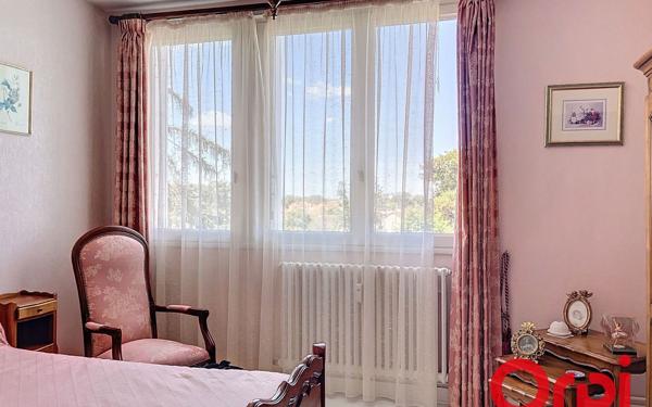 Appartement à vendre    3 pièces • 100,45 m2 Montluçon