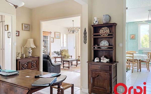 Appartement à vendre    3 pièces • 100,45 m2 Montluçon