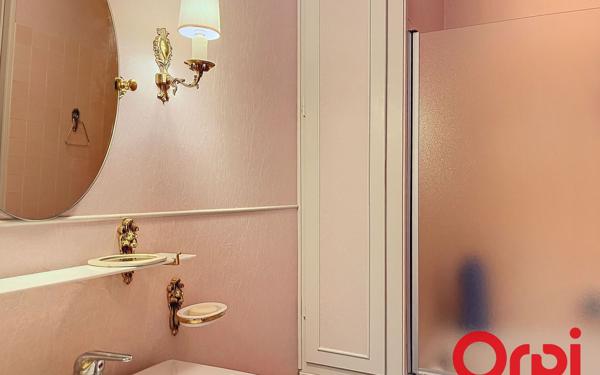 Appartement à vendre    3 pièces • 100,45 m2 Montluçon