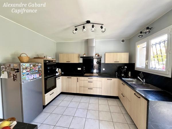 EXCLUSIVITE HOURTIN - Maison 150 m² habitables - 4 chambres - Terrain 802 m²