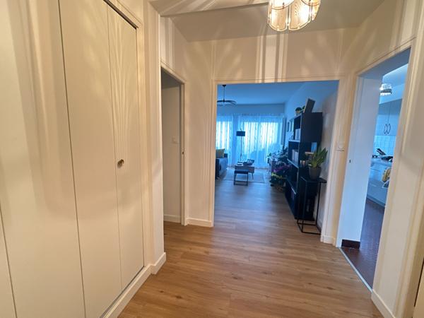 ROYAN, Appartement lumineux avec cave et parking Royan