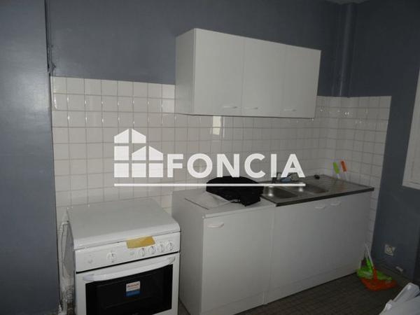 Location Appartement 3 pièces 69.86 m² - 2 RUE BONCENNE Poitiers 86000