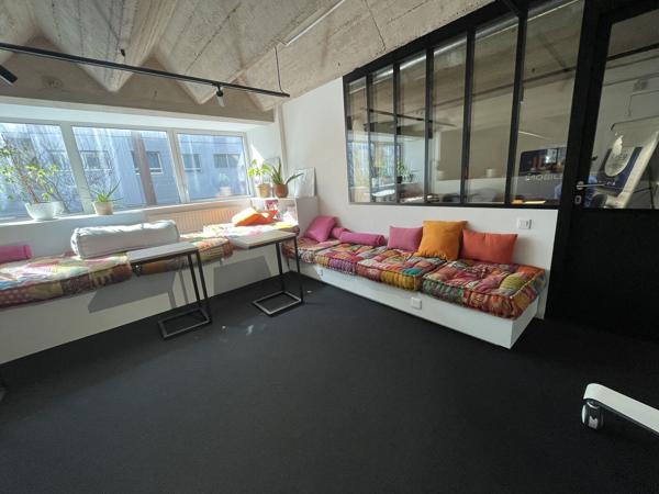 Bureaux à louer à Nantes avec espaces communs et équipements modernes