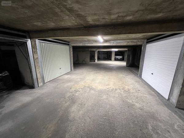 Garage - Parking à vendre à Rennes en Ille-et-Vilaine (35000), ref : VS020-35018