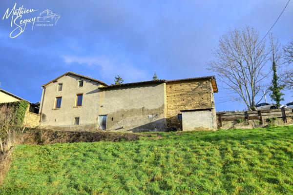 Fermette P3 sur 1860m² + garage + 2 ha de terrains agricoles.