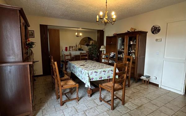 Maison à vendre    4 pièces •  Pessac