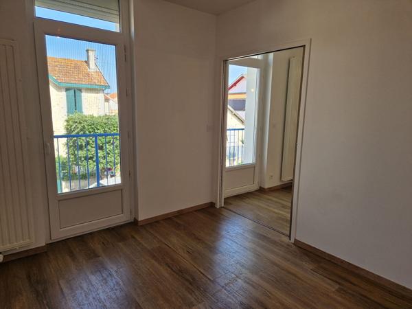 À 50 m de l'océan et du marché ? Appartement de standing avec suite parentale, stationnement Chatelaillon plage À 50 m de l'océan et du marché ? Appartement de standing avec suite parentale, stationnement Chatelaillon plage