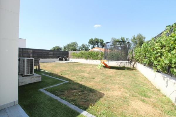 BELLE MAISON CONTEMPORAINE 4 CHAMBRES DPE "A"