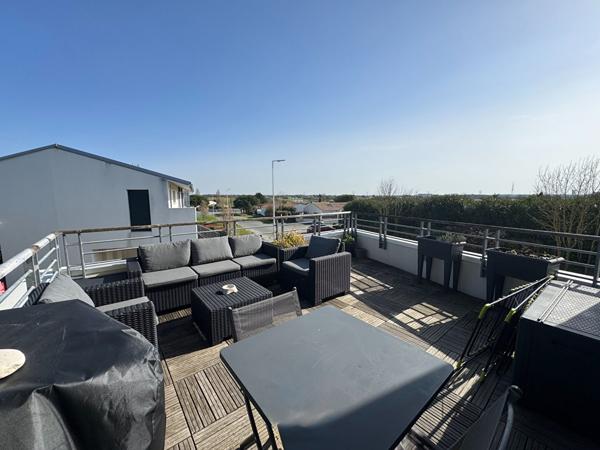 Appartement - Type 3 - Terrasse + parking - Dompierre-sur-Mer (Chagnolet) 288 000 € **  - Référence  JH695ED9
