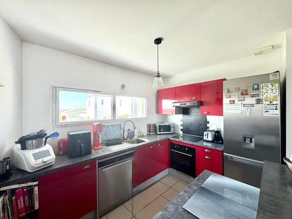 Appartement - Type 3 - Terrasse + parking - Dompierre-sur-Mer (Chagnolet) 288 000 € **  - Référence  JH695ED9