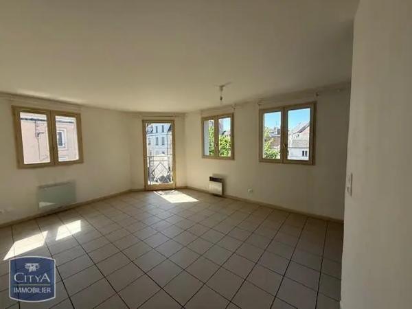 Appartement à louer 3 pièces 60.26m² Arras (62000)