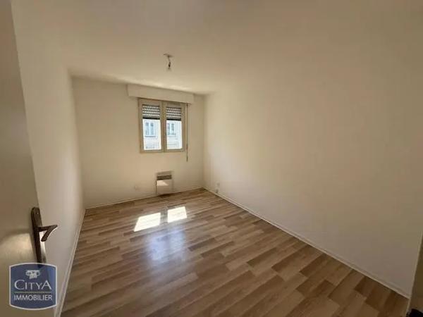 Appartement à louer 3 pièces 60.26m² Arras (62000)