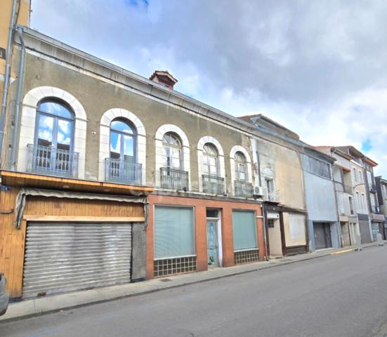 Immeuble de caractère à usage mixte – Centre-ville de Montréjeau (31) - 616 m2