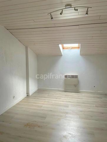 Immeuble de caractère à usage mixte – Centre-ville de Montréjeau (31) - 616 m2