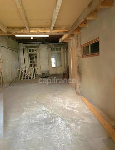 Immeuble de caractère à usage mixte – Centre-ville de Montréjeau (31) - 616 m2