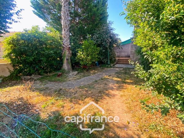 Dpt Corse (20), à vendre FOLELLI appartement T4 de 106,60 m2 avec jardin privatif de 158,50 m2