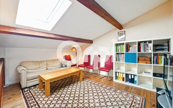 Maison à vendre    5 pièces •  Vallon-Pont-d'Arc