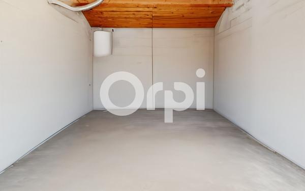 Maison à vendre    5 pièces •  Vallon-Pont-d'Arc