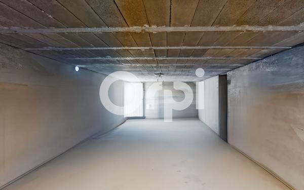 Maison à vendre    5 pièces •  Vallon-Pont-d'Arc