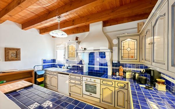 Maison à vendre    5 pièces •  Vallon-Pont-d'Arc