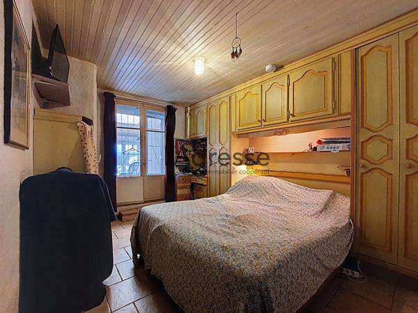 VIAGER OCCUPÉ SANS RENTE MENSUELLE Villa atypique de 164m² avec piscine !