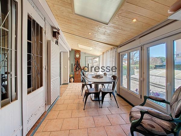 VIAGER OCCUPÉ SANS RENTE MENSUELLE Villa atypique de 164m² avec piscine !