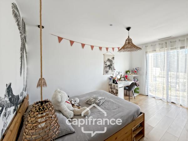 Maison à vendre 8 pièces proche de SAINT MATHIEU DE TREVIERS (34)