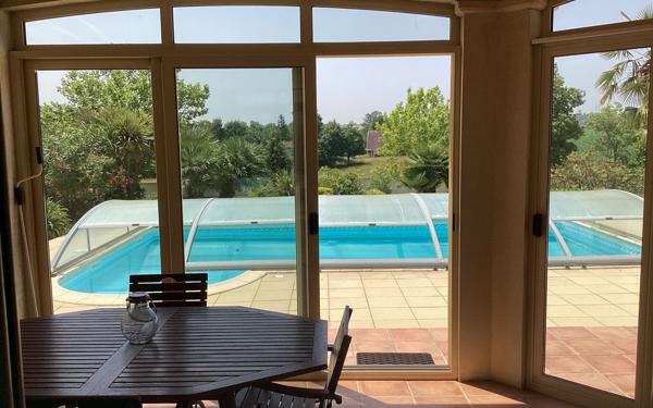 Maison à vendre    4 pièces •  Saintes