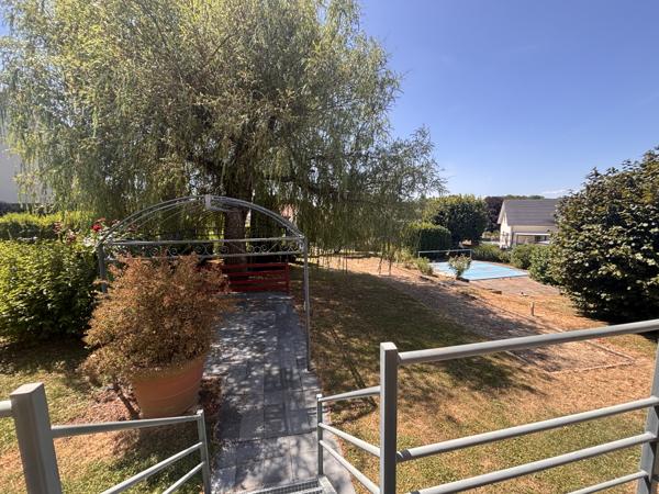 Maison
         5 pièces
        - 130 m² 230 000 € *
