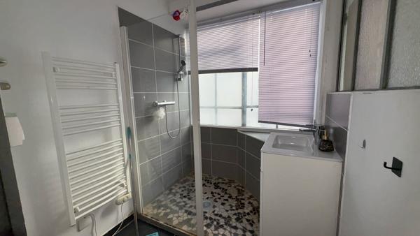 NIORT - quartier Bessac - maison de ville de 50m² avec courette