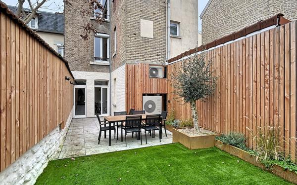 Maison à vendre    6 pièces • 145 m2 Reims