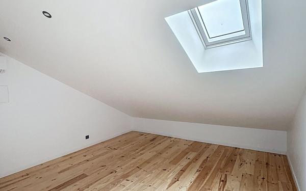 Maison à vendre    6 pièces • 145 m2 Reims