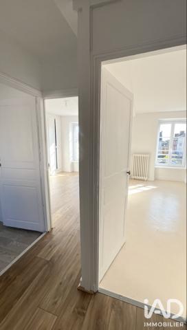 Location appartement 4 pièces 68,24 m² Évron
