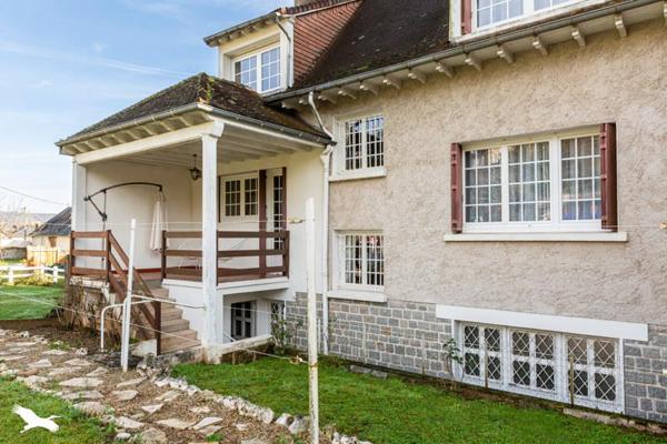 Maison à vendre 213 000 € Objat 6 p 177 m² DPE D