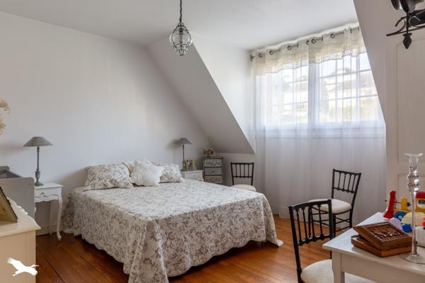 Maison à vendre 213 000 € Objat 6 p 177 m² DPE D