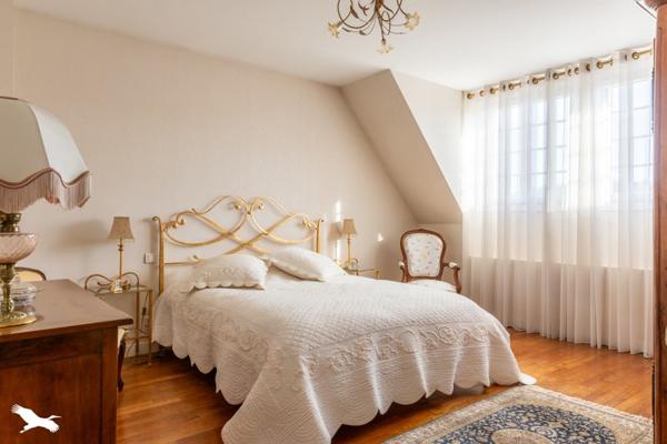 Maison à vendre 213 000 € Objat 6 p 177 m² DPE D