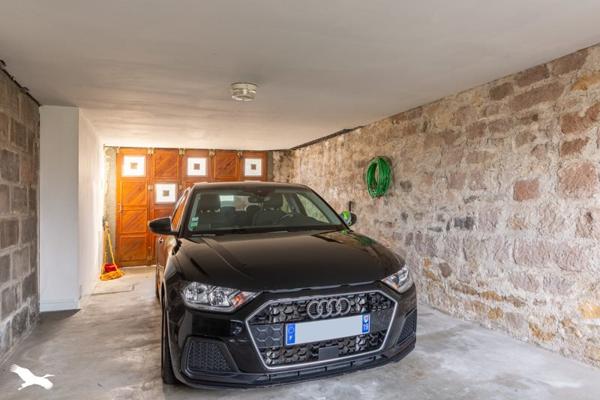 Maison à vendre 213 000 € Objat 6 p 177 m² DPE D