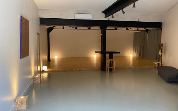 Immeuble à vendre    5 pièces •  Rochefort