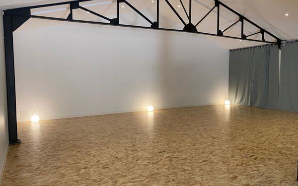 Immeuble à vendre    5 pièces •  Rochefort