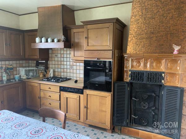 Maison 146 m² , dépendances, 85 ares pour habitation ou une activité professionnelle Sainte-Croix-aux-Mines (68160)