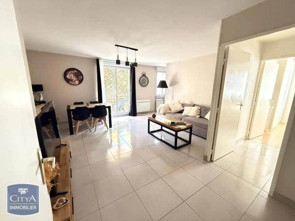 Appartement à louer 2 pièces 55m²