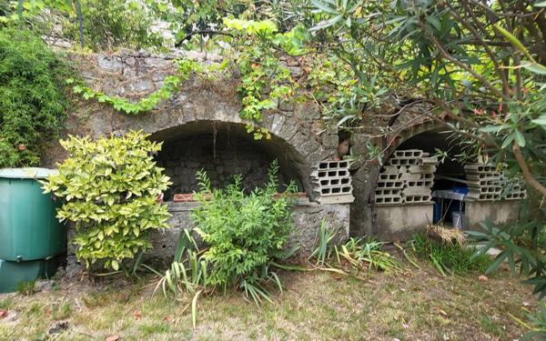 Maison à vendre    5 pièces •  Largentière