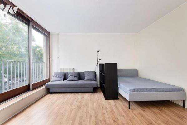 Charmant studio de 30 m² – Paris 11e – Très bon état avec cave