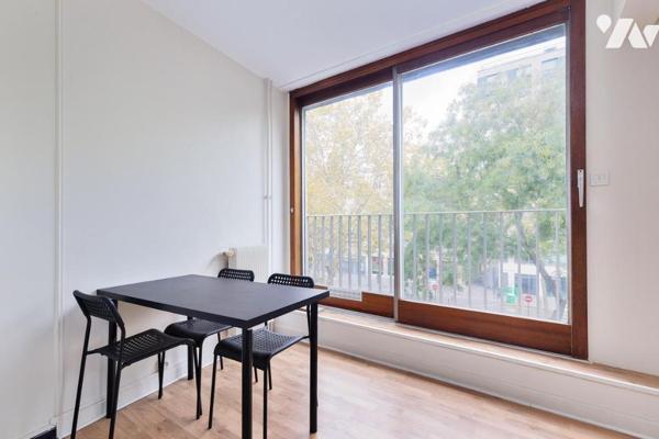 Charmant studio de 30 m² – Paris 11e – Très bon état avec cave