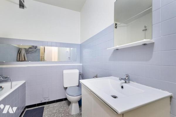 Charmant studio de 30 m² – Paris 11e – Très bon état avec cave