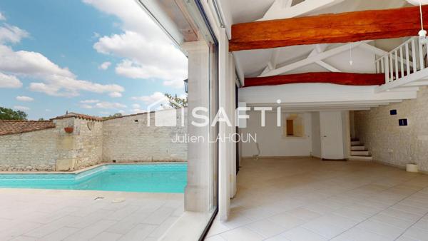 Charentaise avec piscine, terrain constructible et studio indépendant