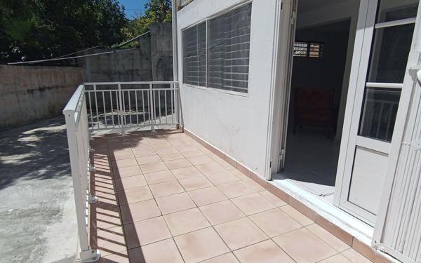 Appartement à louer    2 pièces •  Le Gosier