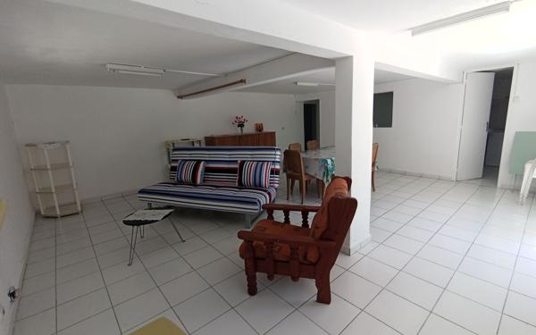 Appartement à louer    2 pièces •  Le Gosier